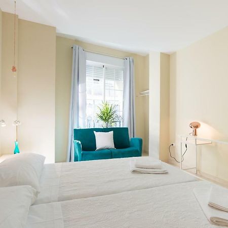 Gr2-Large Groups Apt-Walking Distance To Old Town Appartement Málaga Buitenkant foto