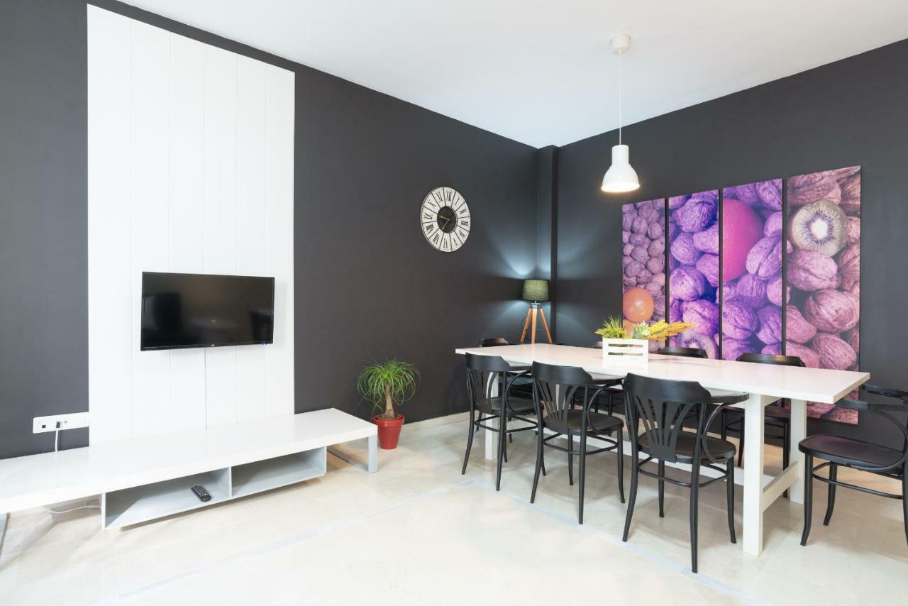 Gr2-Large Groups Apt-Walking Distance To Old Town Appartement Málaga Buitenkant foto