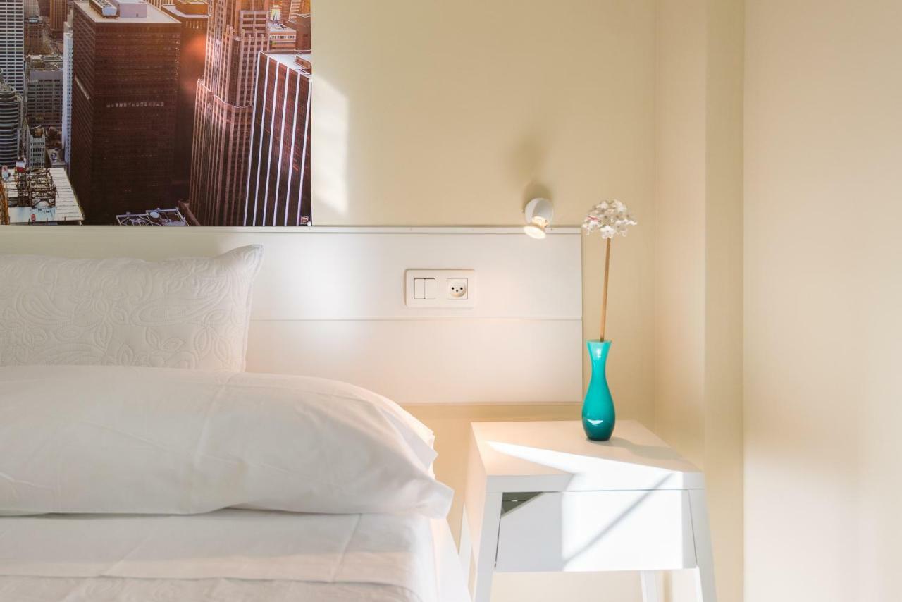 Gr2-Large Groups Apt-Walking Distance To Old Town Appartement Málaga Buitenkant foto
